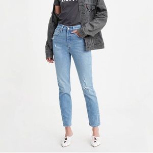 NWT LEVI’S 501 size 32x28 Stretch Skinny Jeans
